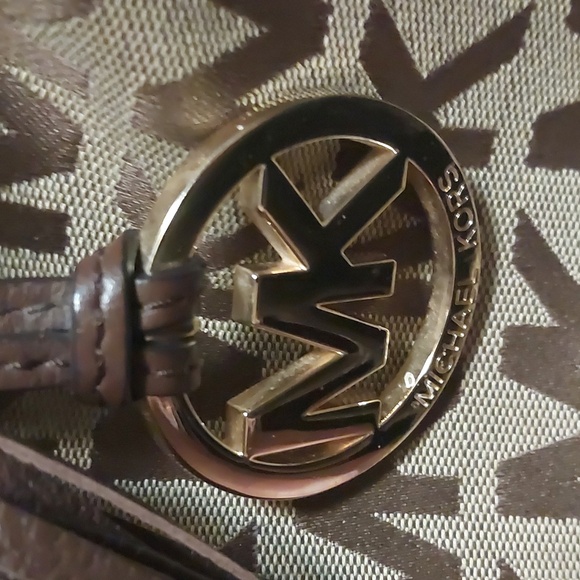 Michael Kors Brown Shoulder Bag with Signature Monogram - Picture 2 of 6